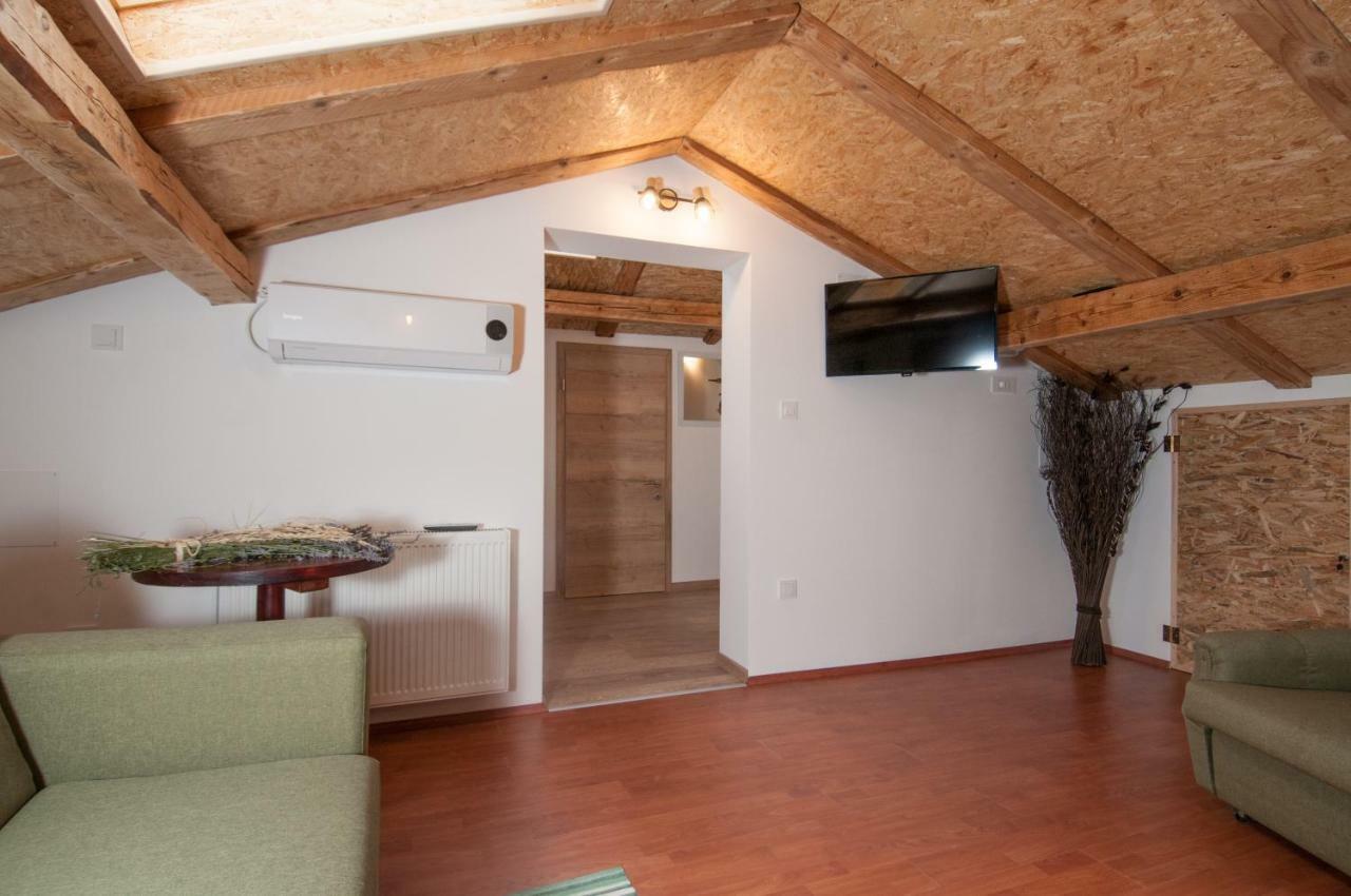 Apartment Tre Rose Zvoneca Esterno foto